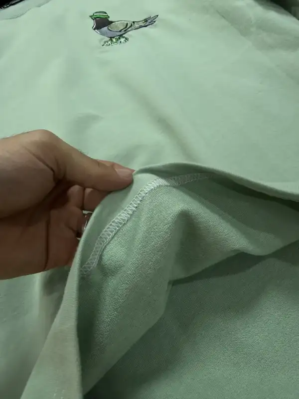 تصویر متغیر تیشرت گلدوزی گادپوری 